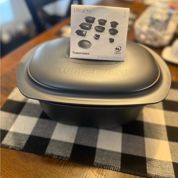 Tupperware Ultra Pro Baker - Picture 2 of 2